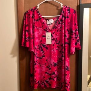Leota short sleeve floral top by Dia and Co size 1x